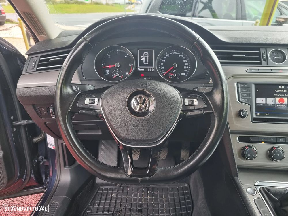 VW Passat Variant 1.6 TDI BlueMotion - 26