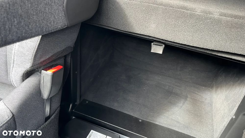 Renault MASTER SKRZYNIA Z PLANDEKĄ - 23