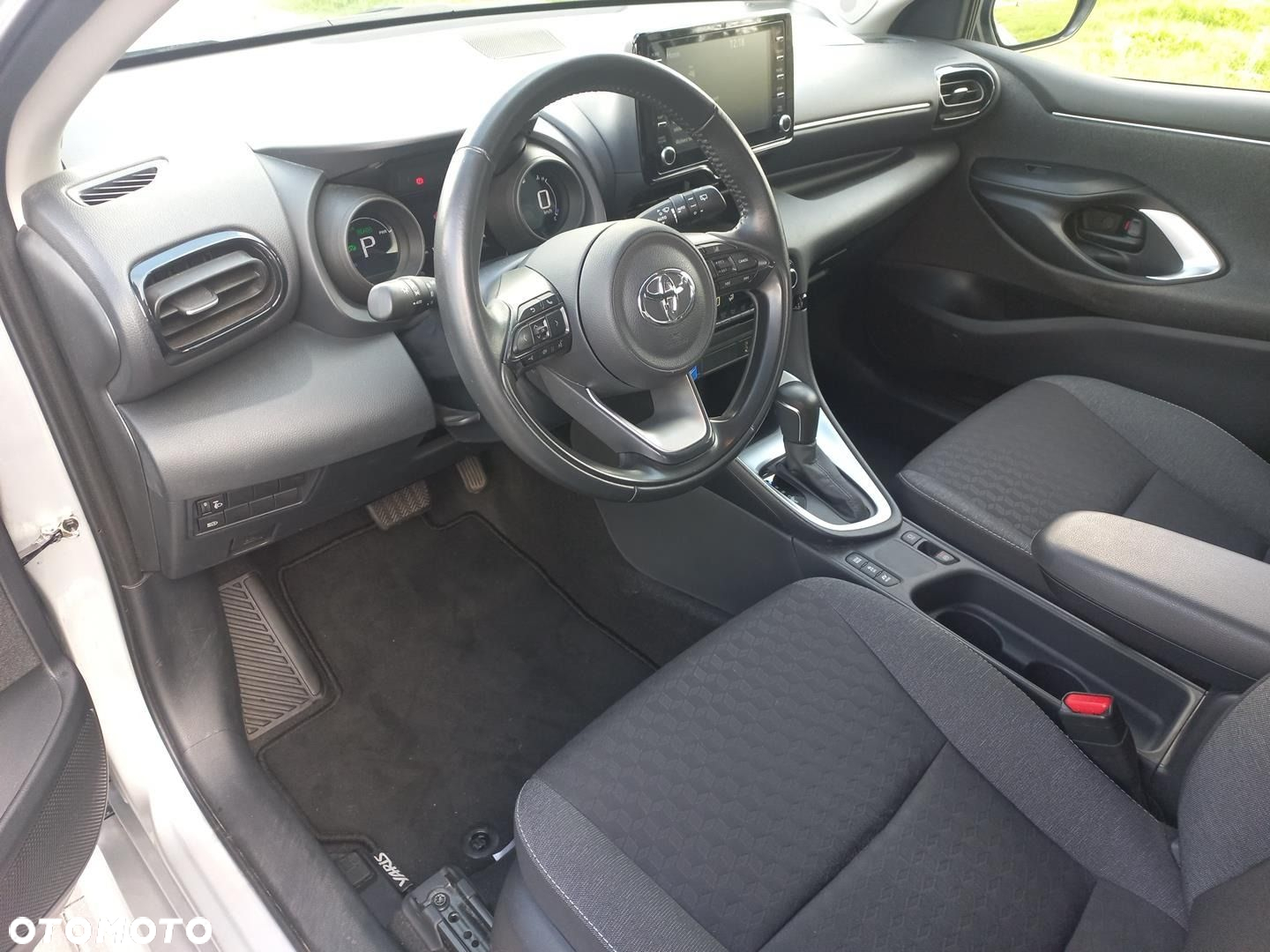Toyota Yaris Hybrid 1.5 Comfort - 11