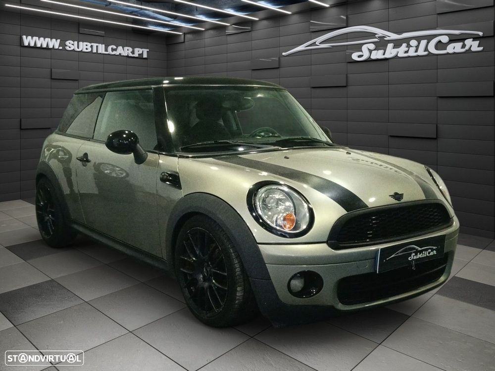 MINI 3 Portas Cooper D - 1