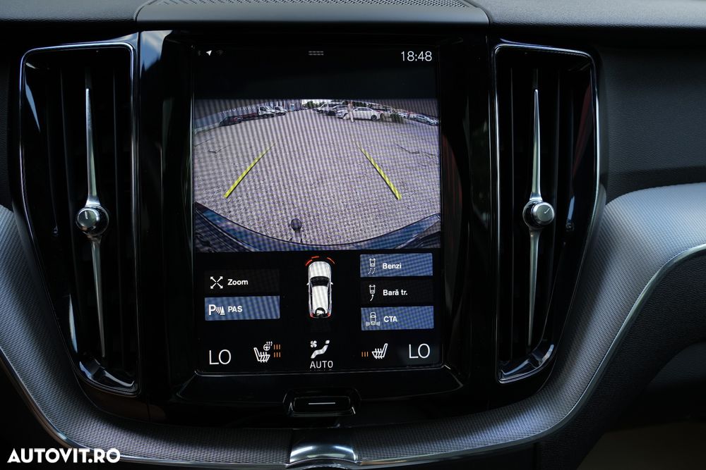 Volvo XC 60 D5 AWD Geartronic RDesign - 21