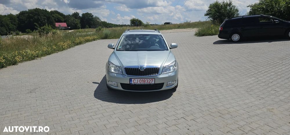 Skoda Octavia 1.6 TDI ELEGANCE DSG - 3