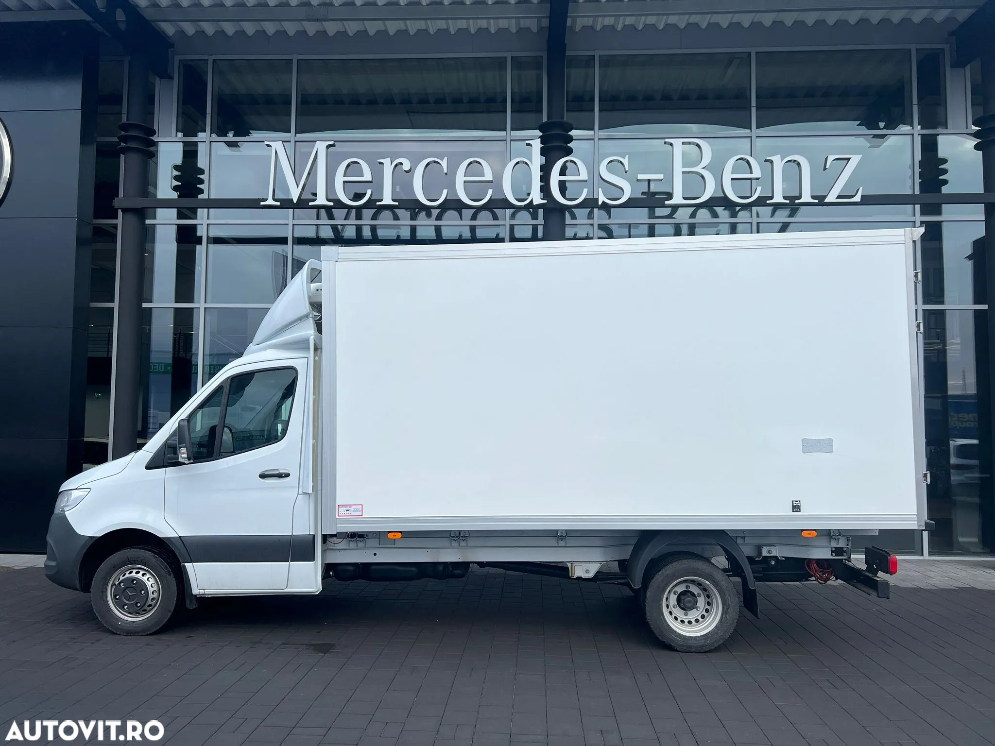 Mercedes-Benz Sprinter 517 CDI Box Frigorific Thermo-king - 2