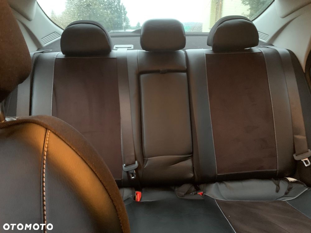 Hyundai Elantra 1.6 Smart CVT - 8