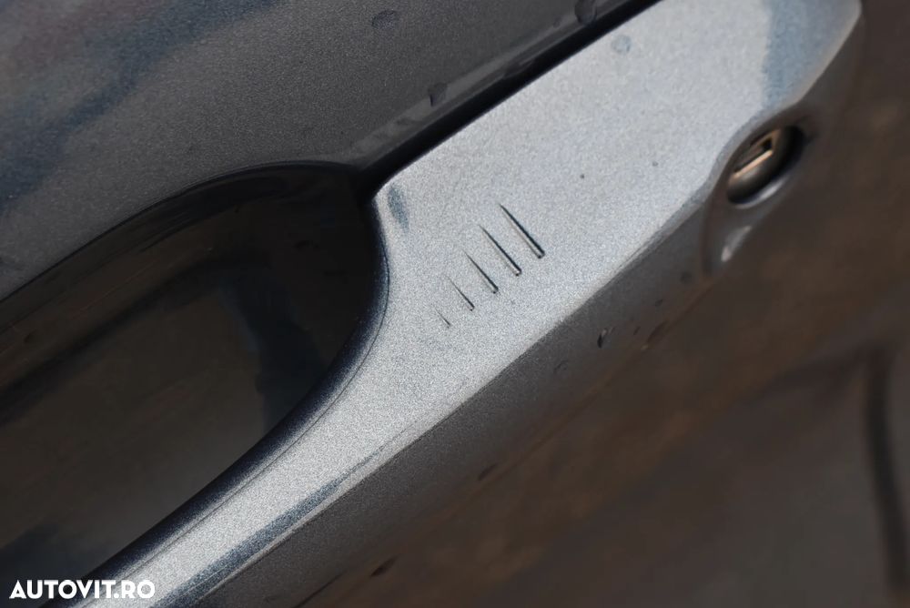 Ford Kuga 2.5 Duratec AWD FHEV Titanium - 12