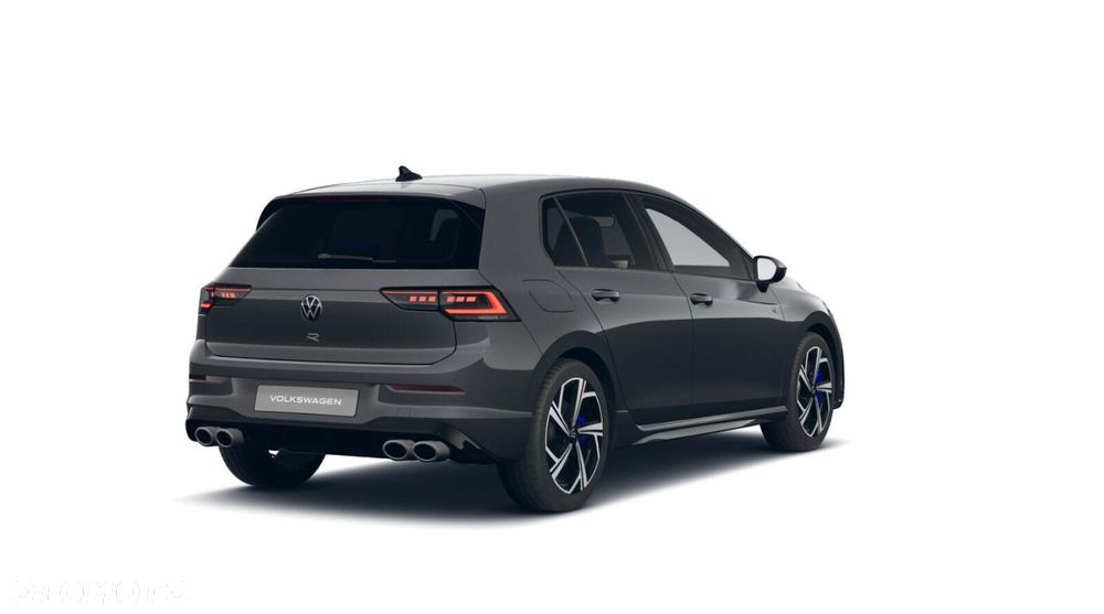 Volkswagen Golf - 8