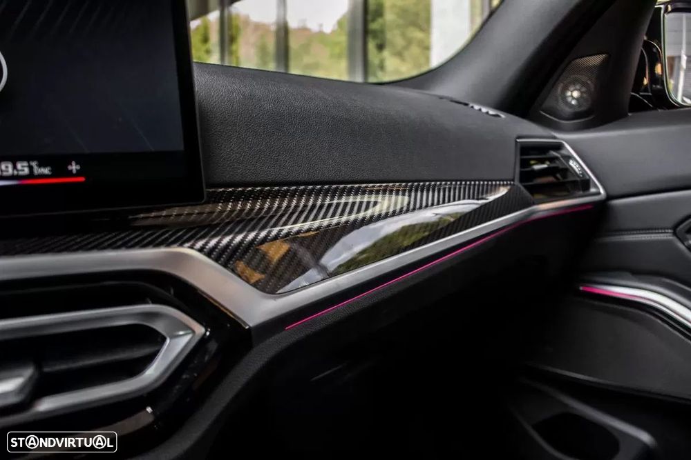 BMW M3 Competition xDrive - 31