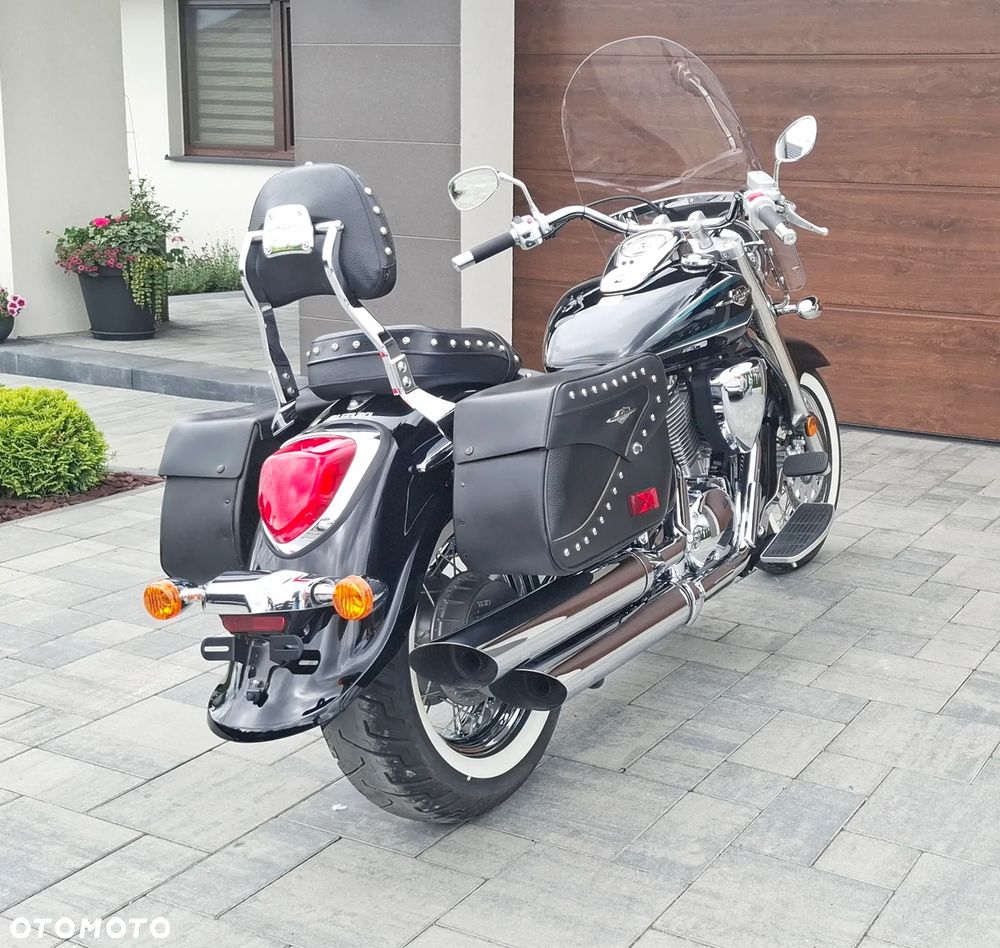 Suzuki VL 800 Volusia - Boulevard C50 - 4