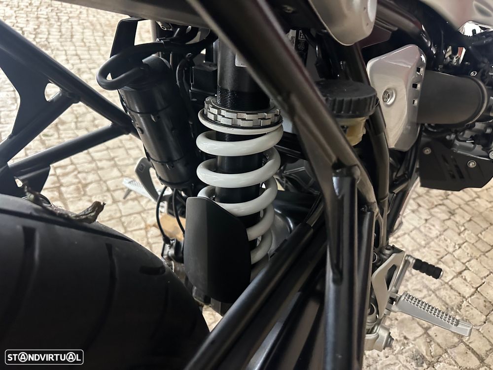 BMW R nineT Edição limitada 50 anos - 5
