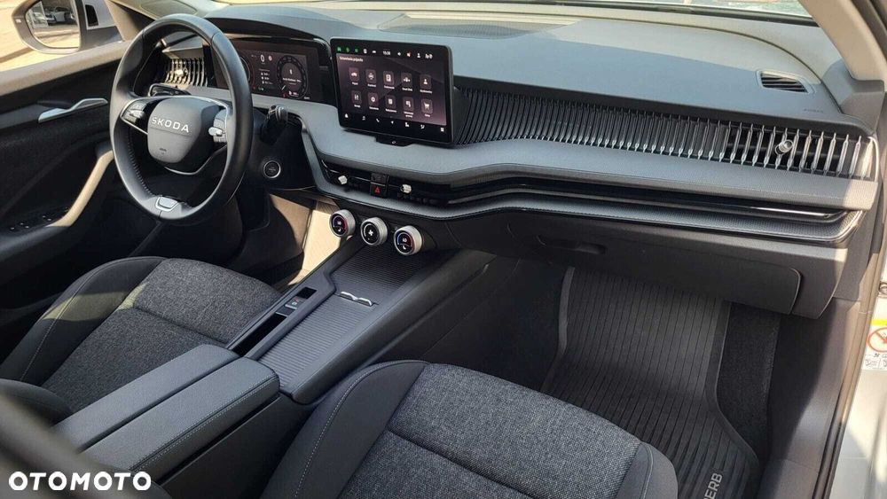 Skoda Superb - 16