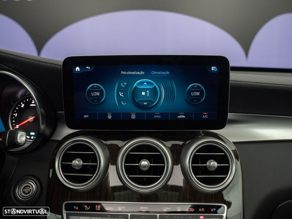 Mercedes-Benz GLC 300 de 4Matic - 36
