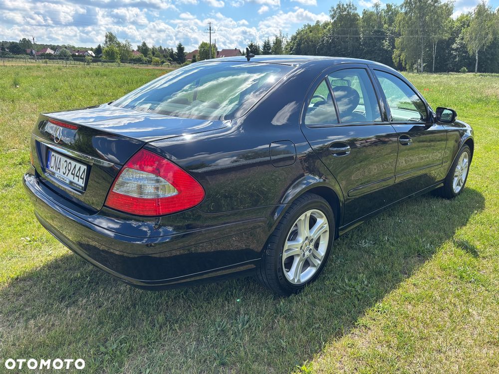 Mercedes-Benz Klasa E 200 Kompressor Classic - 22