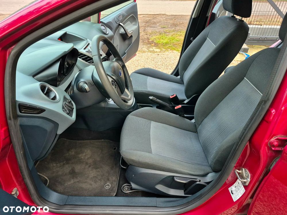 Ford Fiesta 1.25 SYNC Edition - 14