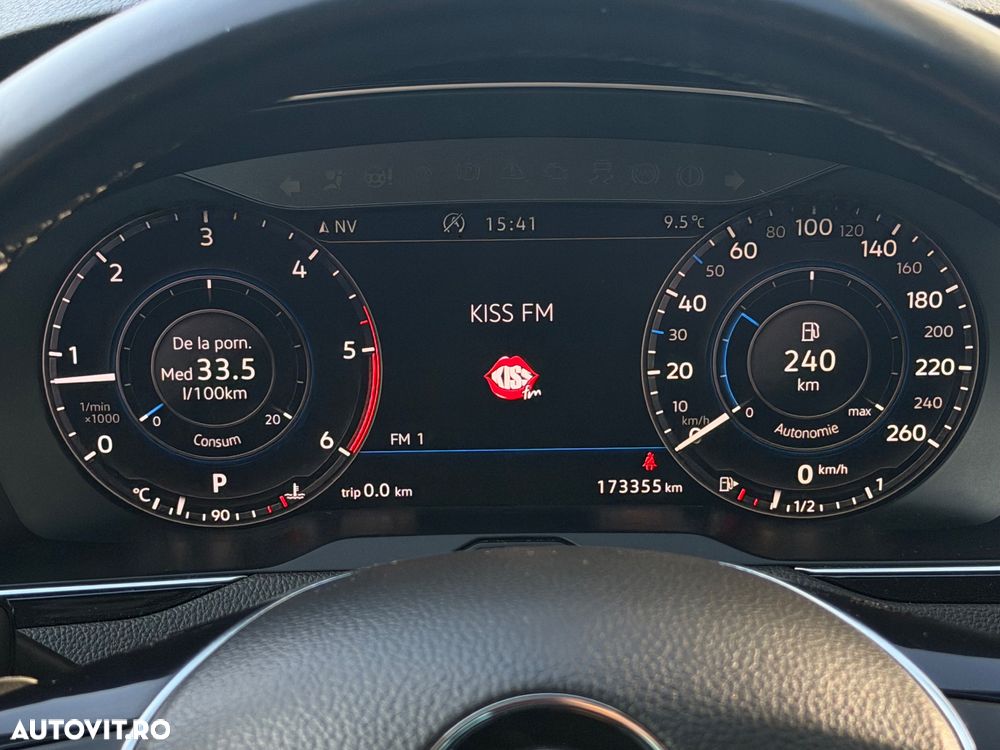 Volkswagen Passat 2.0 TDI SCR DSG Highline - 25