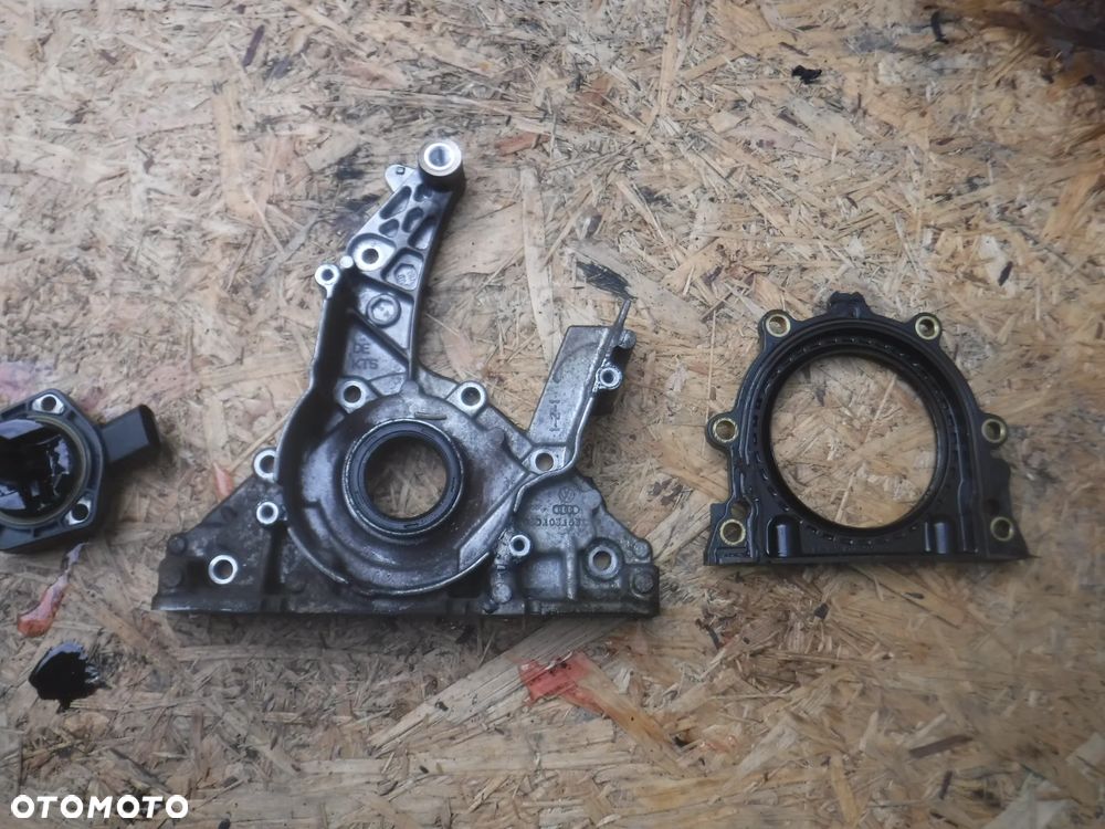 Vw Passat B6 Golf A3 S3  Skoda Seat Audi obudowa uszczelniacz walu  oslona 06D103153C BPY BWA AXX 2.0 TFSI 2.0T 200ps - 1