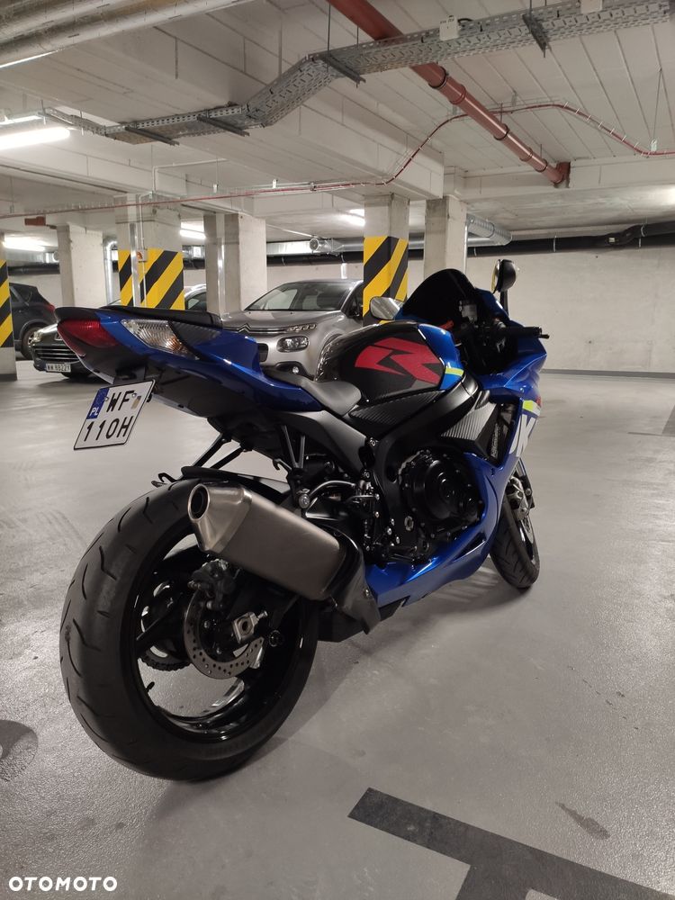 Suzuki GSX-R - 12