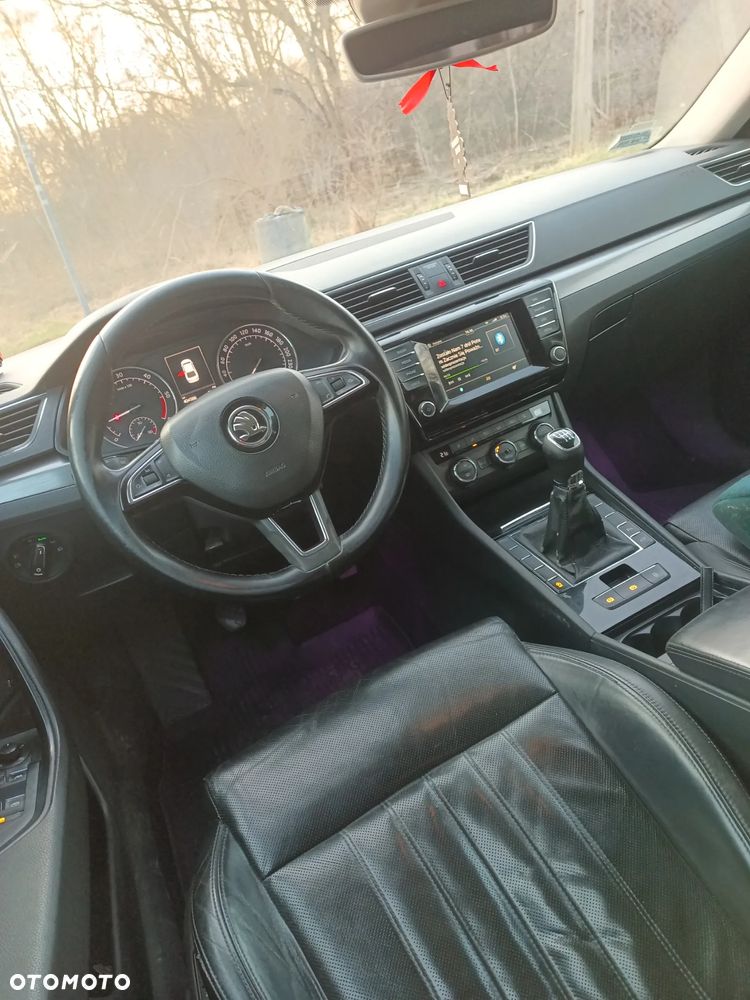 Skoda Superb 1.6 TDI Style - 4