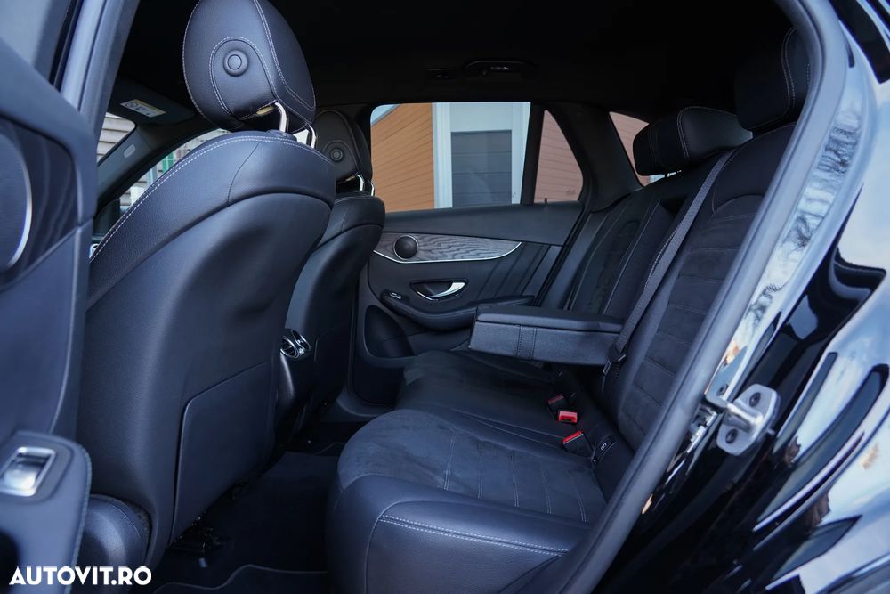 Mercedes-Benz GLC 300 de 4Matic 9G-TRONIC AMG Line Plus - 11