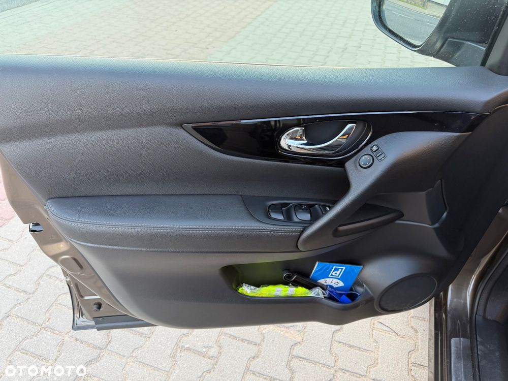 Nissan Qashqai 1.6 DCi Tekna+ - 26