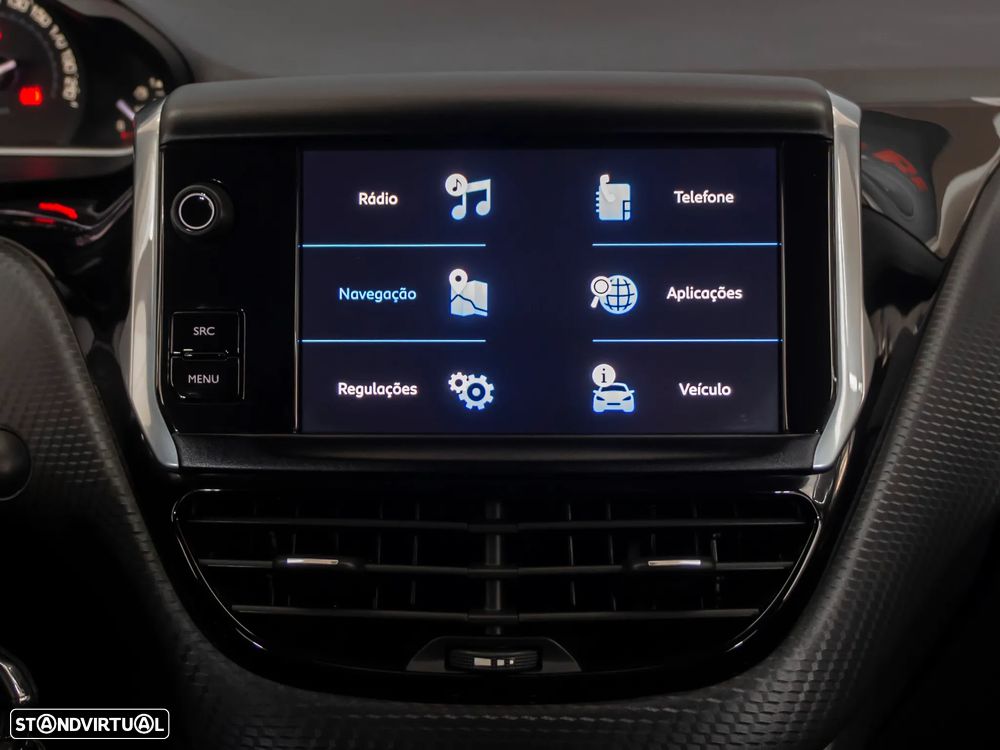 Peugeot 2008 1.2 PureTech Signature - 26