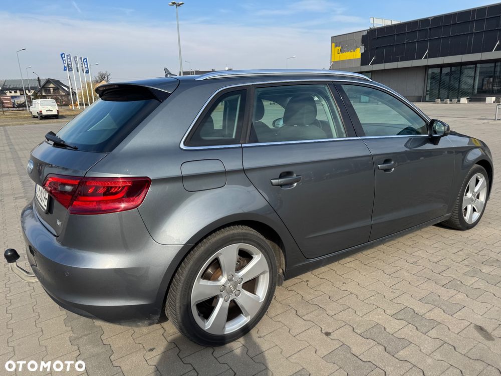 Audi A3 Sportback - 7