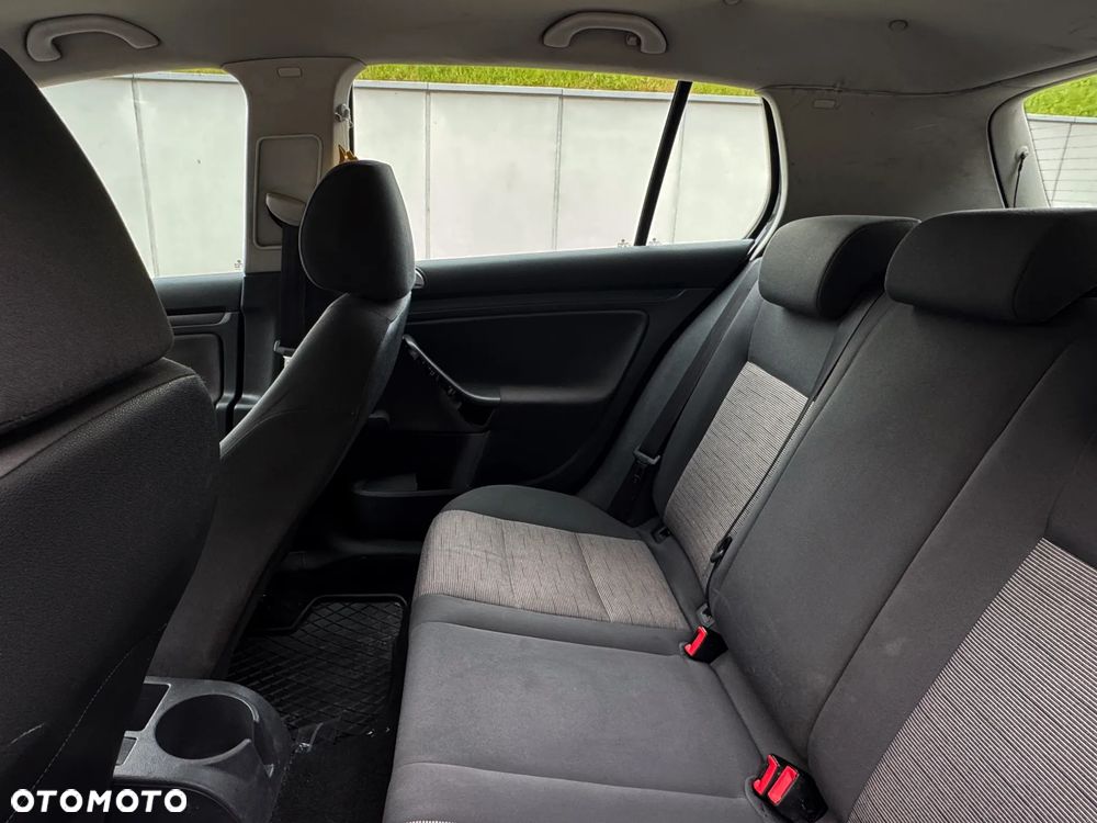 Volkswagen Golf 1.9 TDI Edition - 17