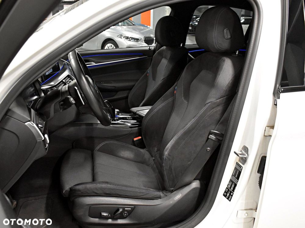 BMW Seria 5 - 11