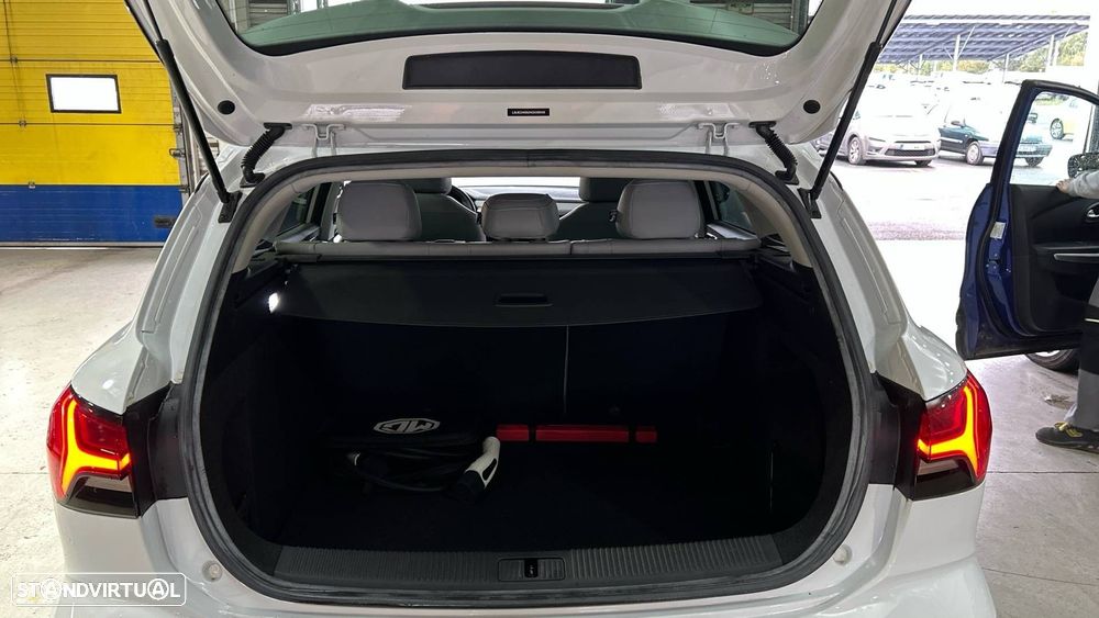 MG MG5 61 kWh Luxury - 12