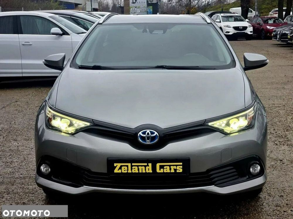 Toyota Auris 1.8 HSD Prestige - 4