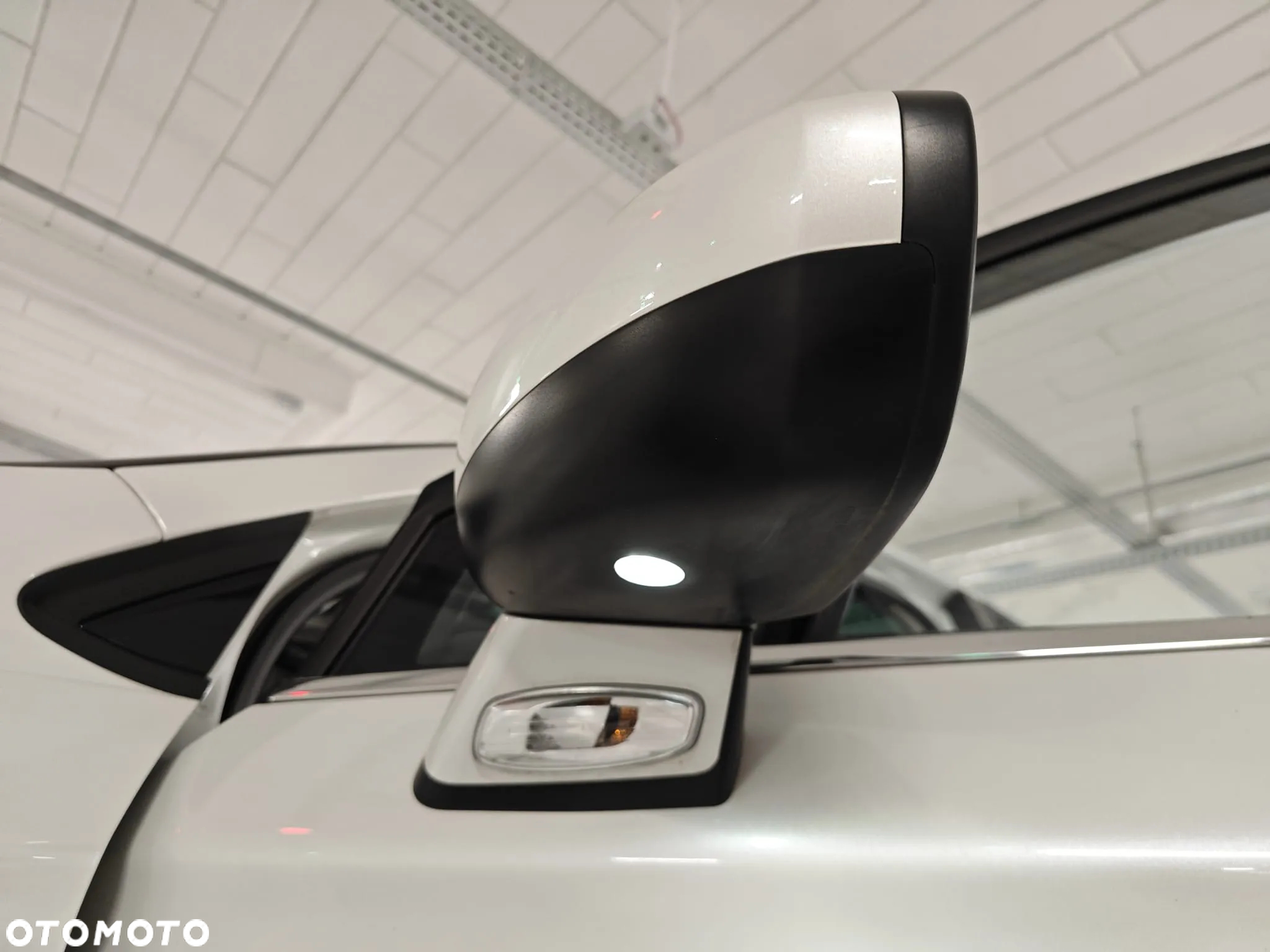 Citroën C4 1.2 PureTech Shine S&S EAT6 - 17