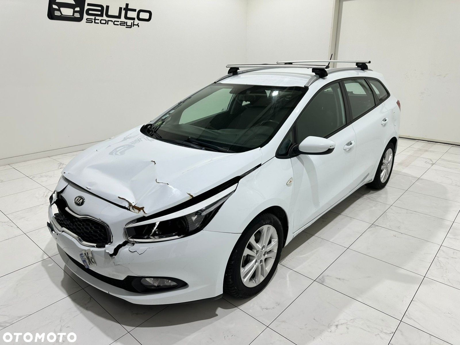 Kia Ceed - 4
