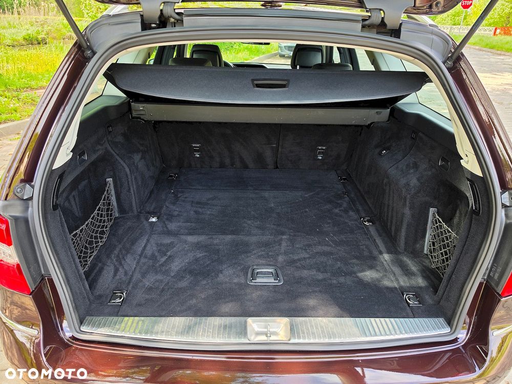 Mercedes-Benz Klasa E 250 CDI DPF BlueEFFICIENCY Avantgarde - 35