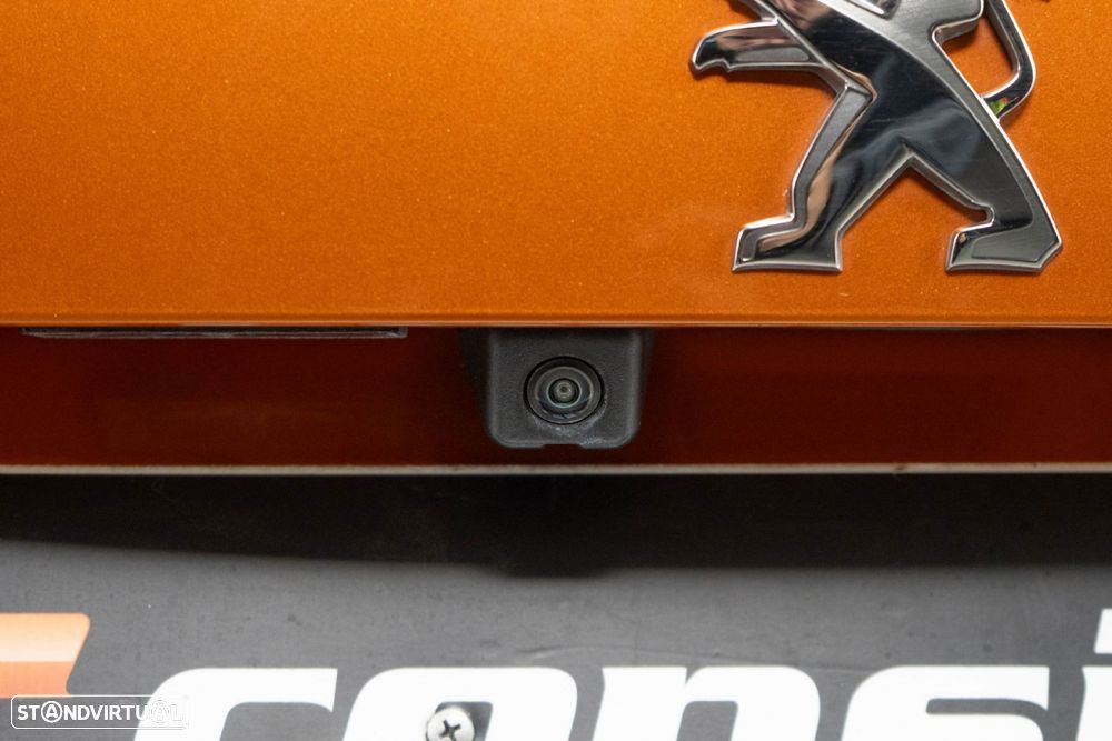 Peugeot 2008 1.2 PureTech Allure Pack - 15