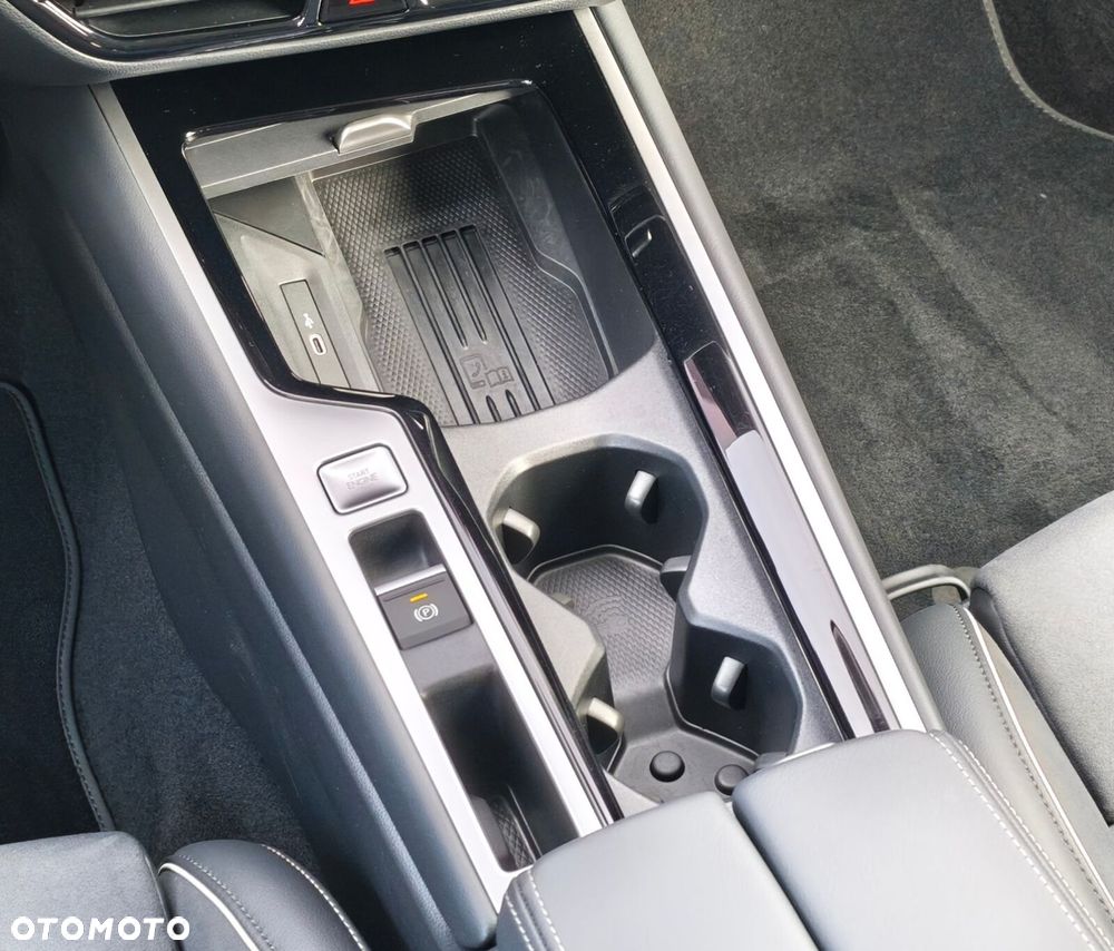 Volkswagen Passat - 25