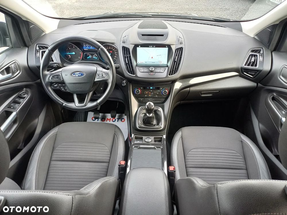 Ford Kuga 1.5 TDCi 2x4 Titanium - 21