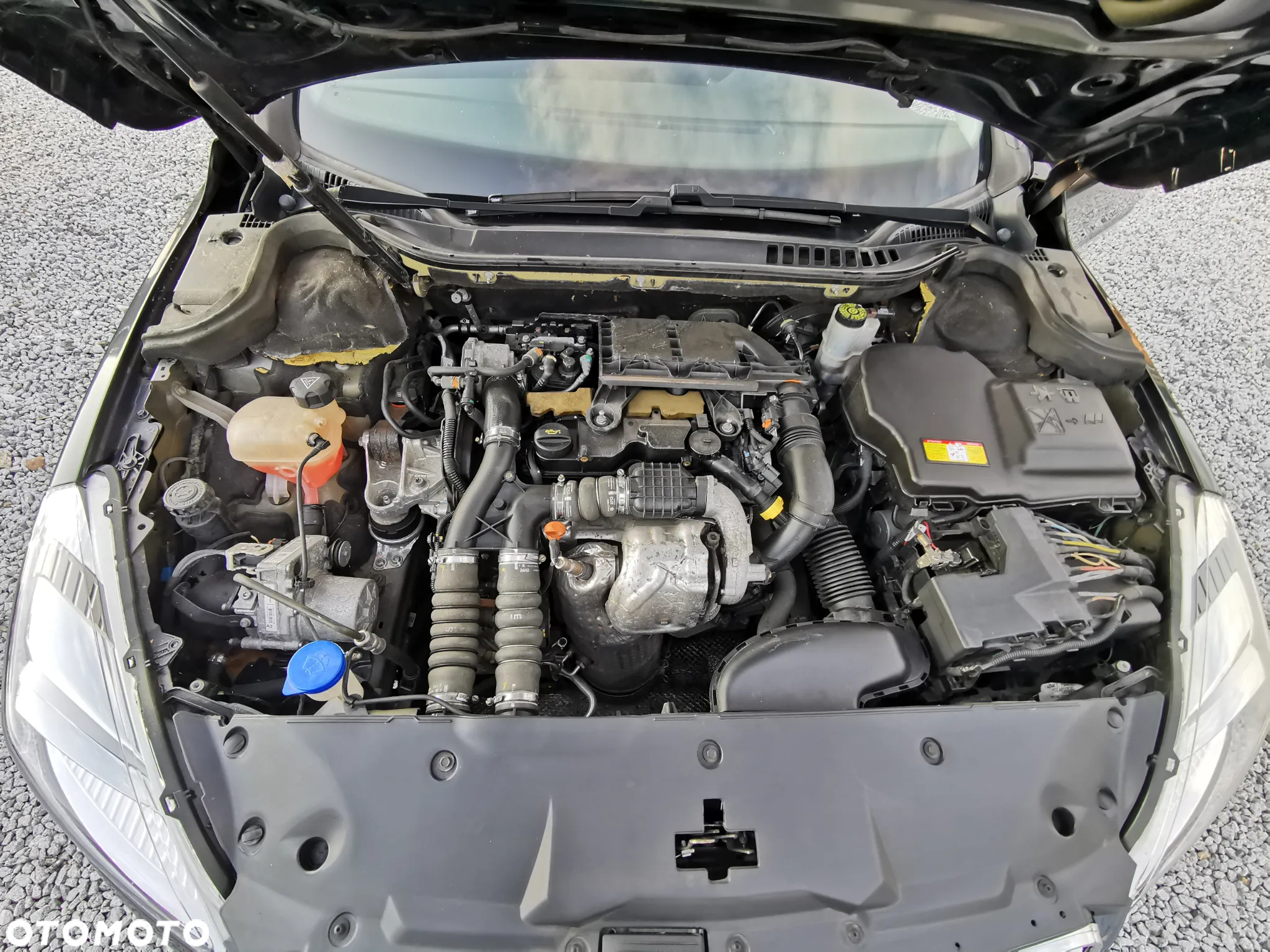Peugeot 508 SW e-HDi FAP 115 EGS6 Family - 12