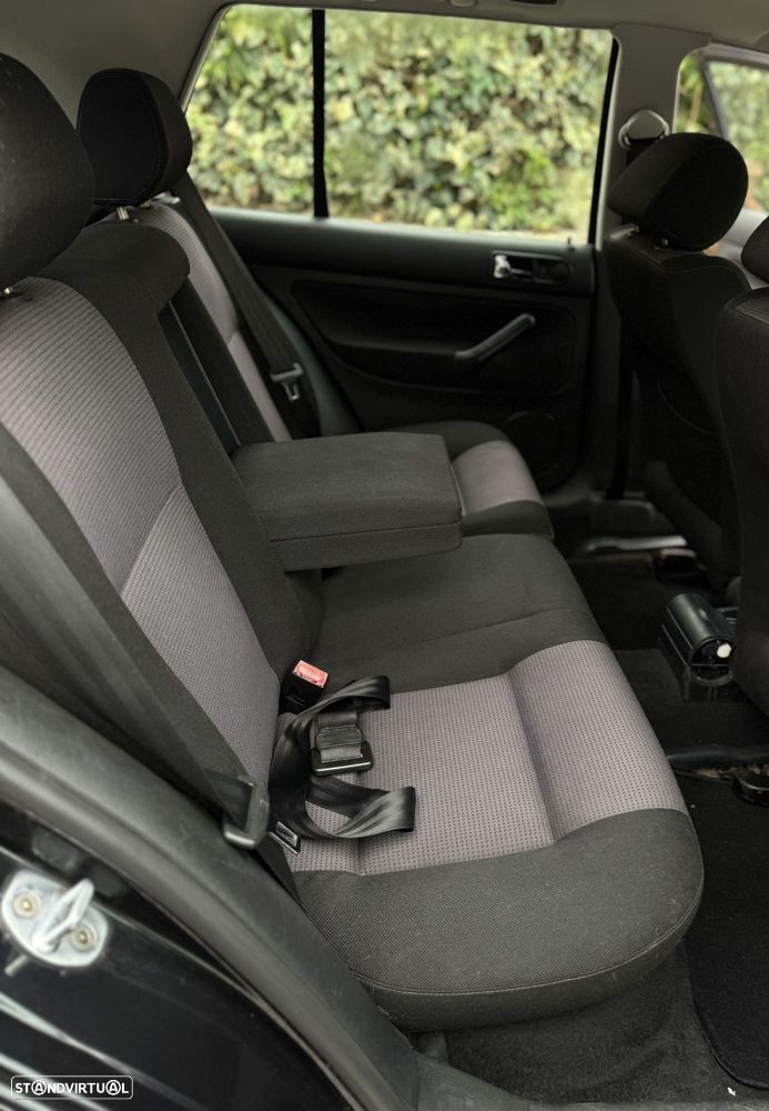 VW Golf 1.4i Confortline - 6