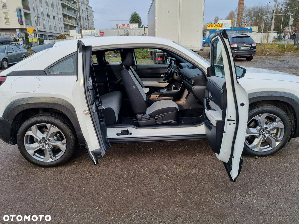 Mazda MX-30 - 21