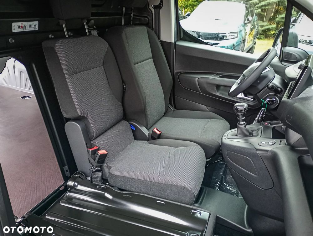 Peugeot Partner / sprawdź pełną ofertę - 8