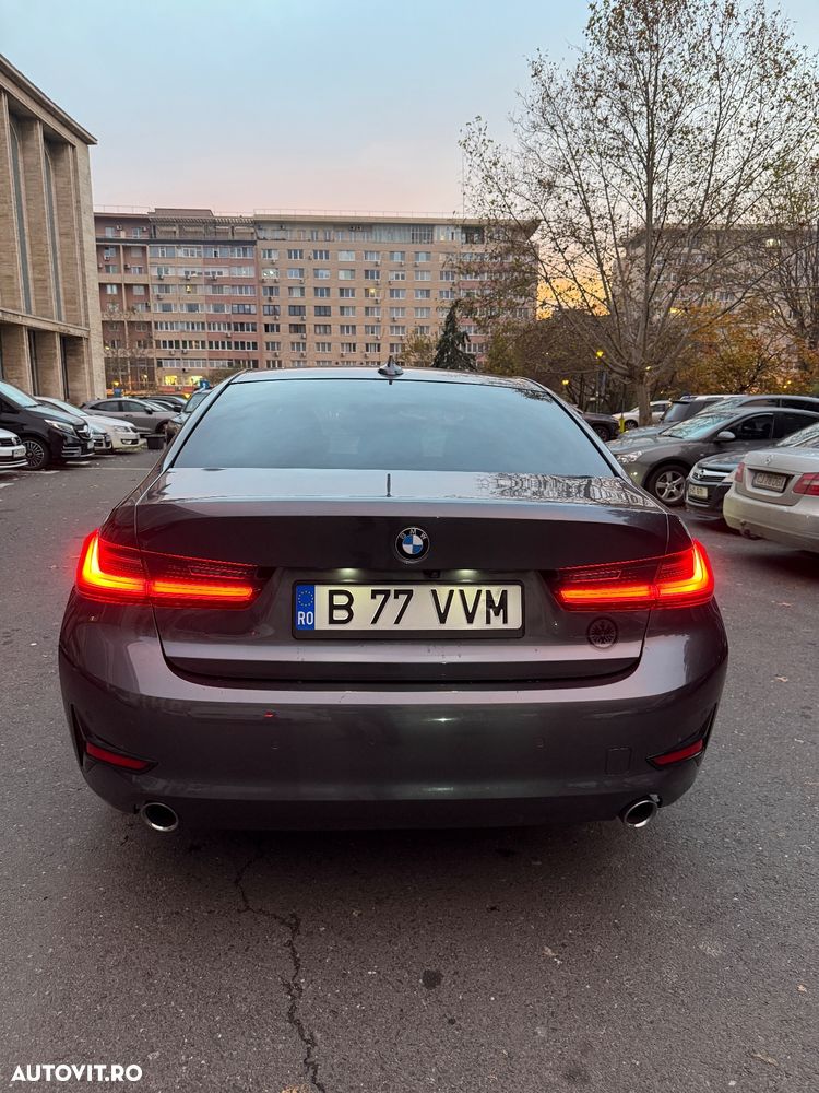 BMW Seria 3 320d xDrive AT - 2