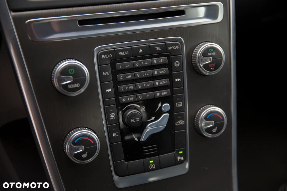 Volvo XC 60 D3 Inscription - 5