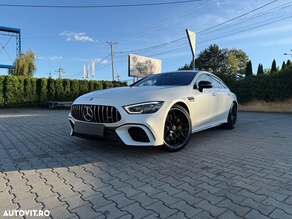 Mercedes-Benz AMG GT - 1
