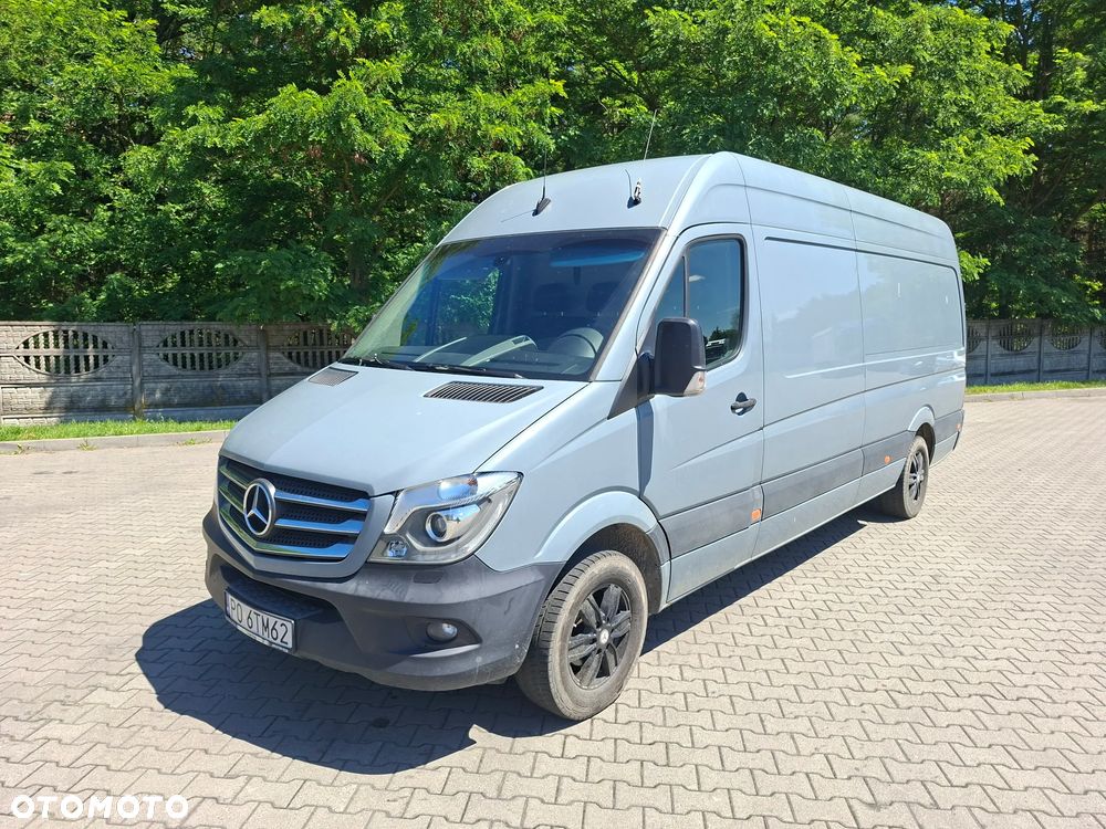 Mercedes-Benz Sprinter - 2