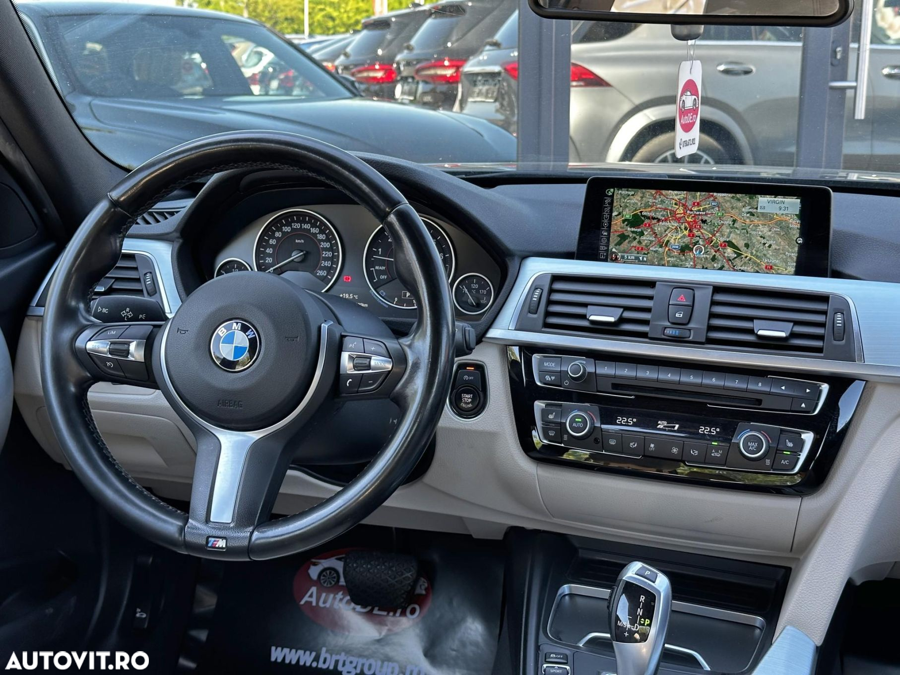 BMW Seria 3 320i Aut. Sport Line - 9