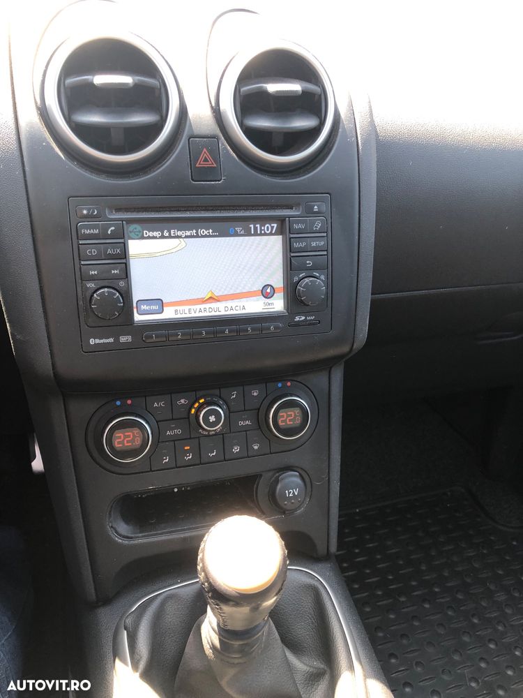 Nissan Qashqai+2 - 9