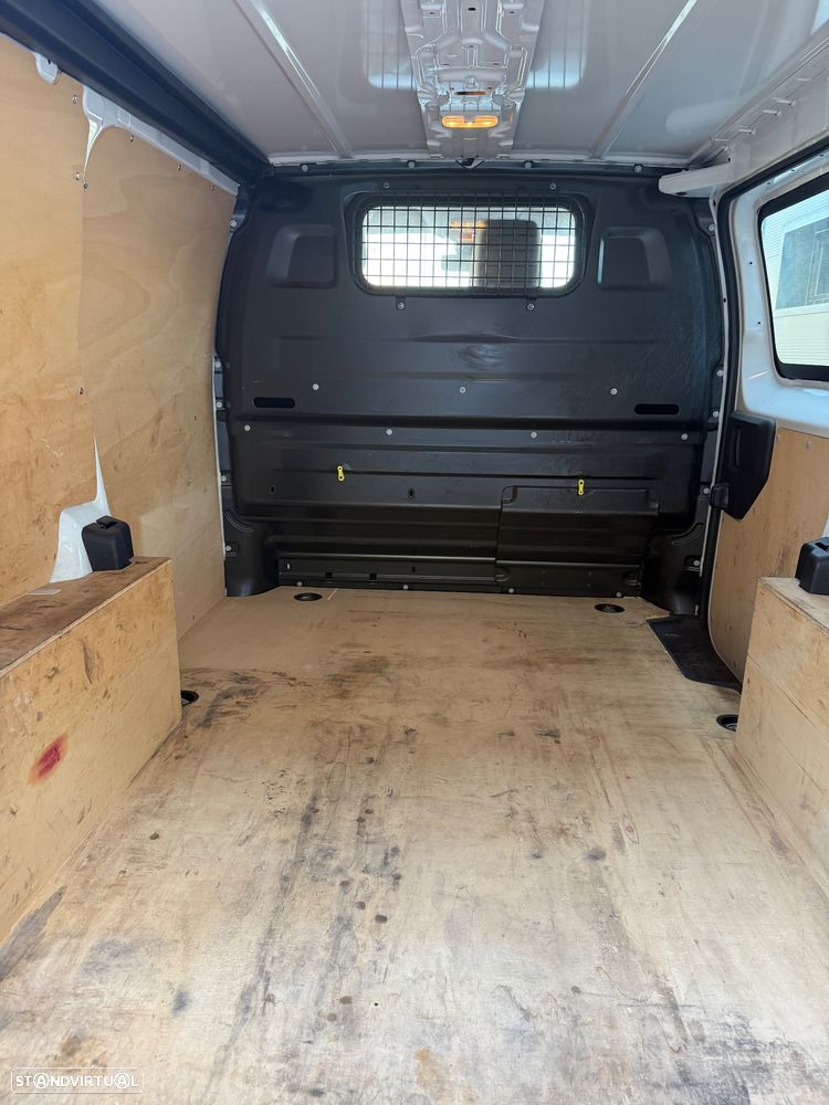 Peugeot Expert 1.5 BlueHDi L2H1 Semi-Vidrado - 4