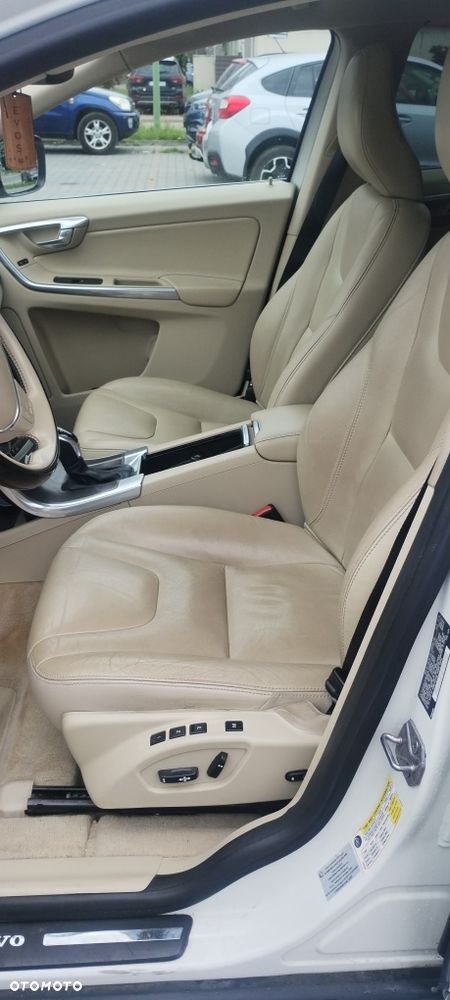 Volvo XC 60 - 5