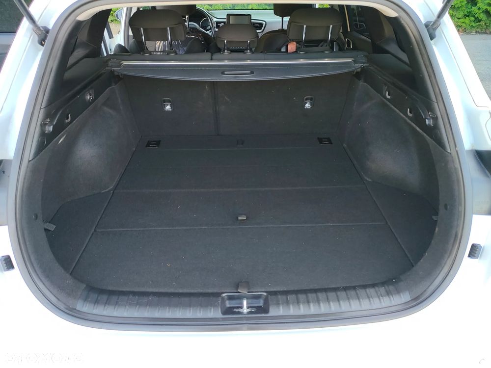 Kia Ceed 1.4 T-GDI M DCT - 19