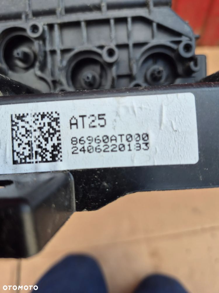 Kia Niro II żaluzja kierownica powietrza 86952-AT200 - 9