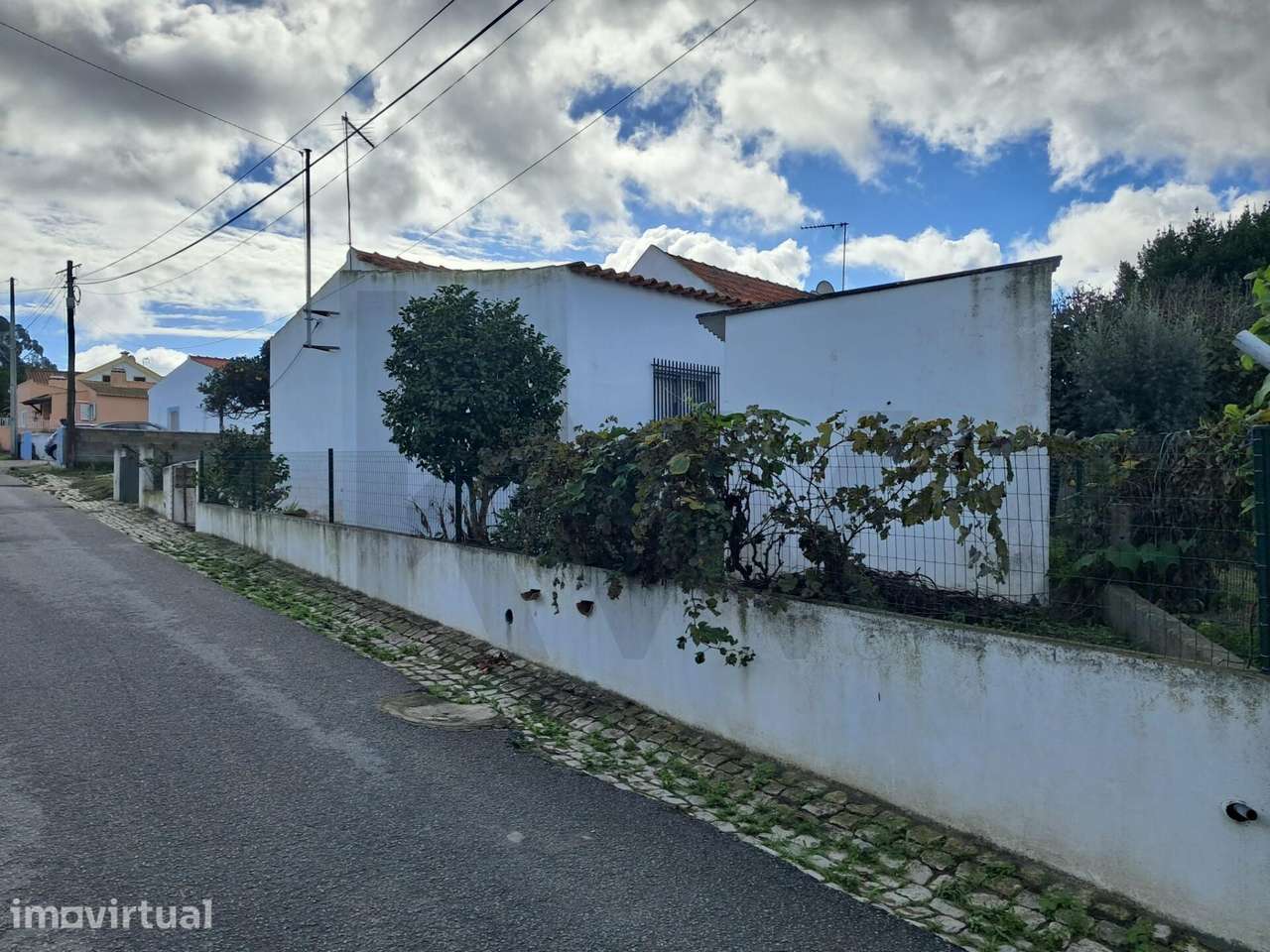 Venda Duas Moradias T2 Geminadas - Grande imagem: 3/36
